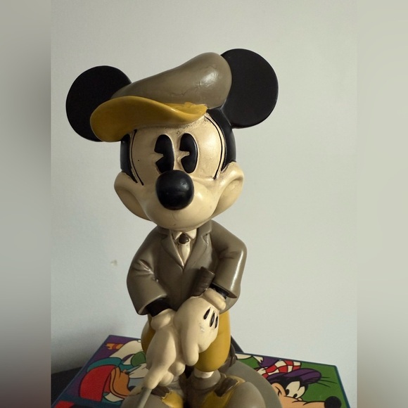 Disney Mickey Mouse Golf Bobble Head With Pinnacle Mickey And Friends Golf Balls - Picture 2 of 16